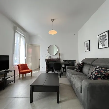 Сasa de vacaciones Townhouse In Le Mans Near City Center